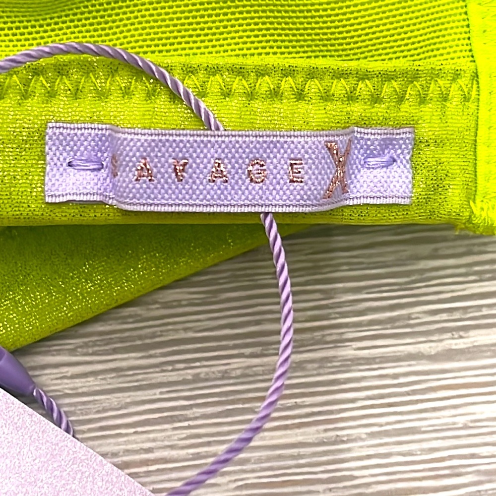 New Lingerie By Rihanna - Picture 5 of 6